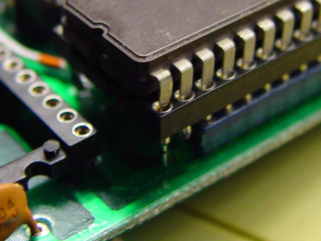 28 pin overlap of
 24 pin position