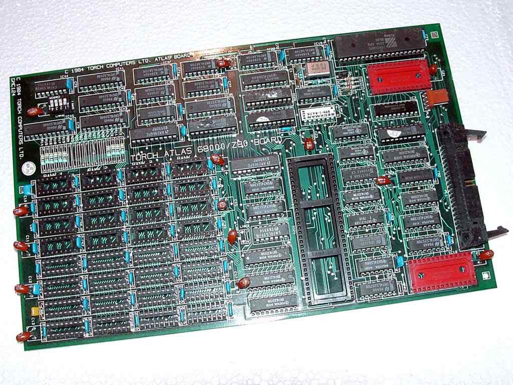 Atlas 68000/Z80 CPU
