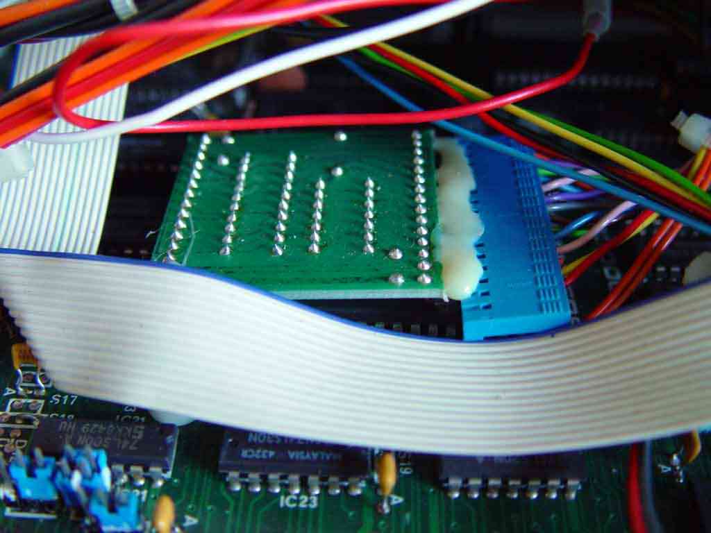 Keyboard port buffer board